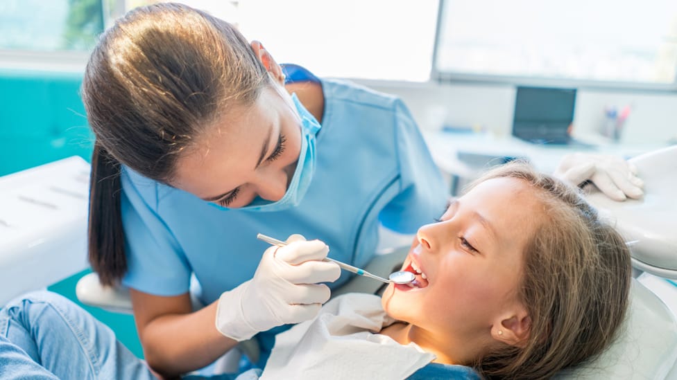 Dentist- Why You Should Visit Dentist Regularly